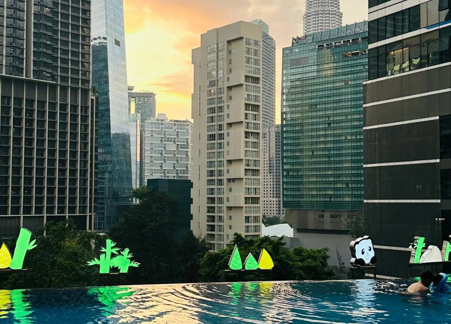 8 Kia Peng Suites By Bhs Kuala Lumpur Appartement
