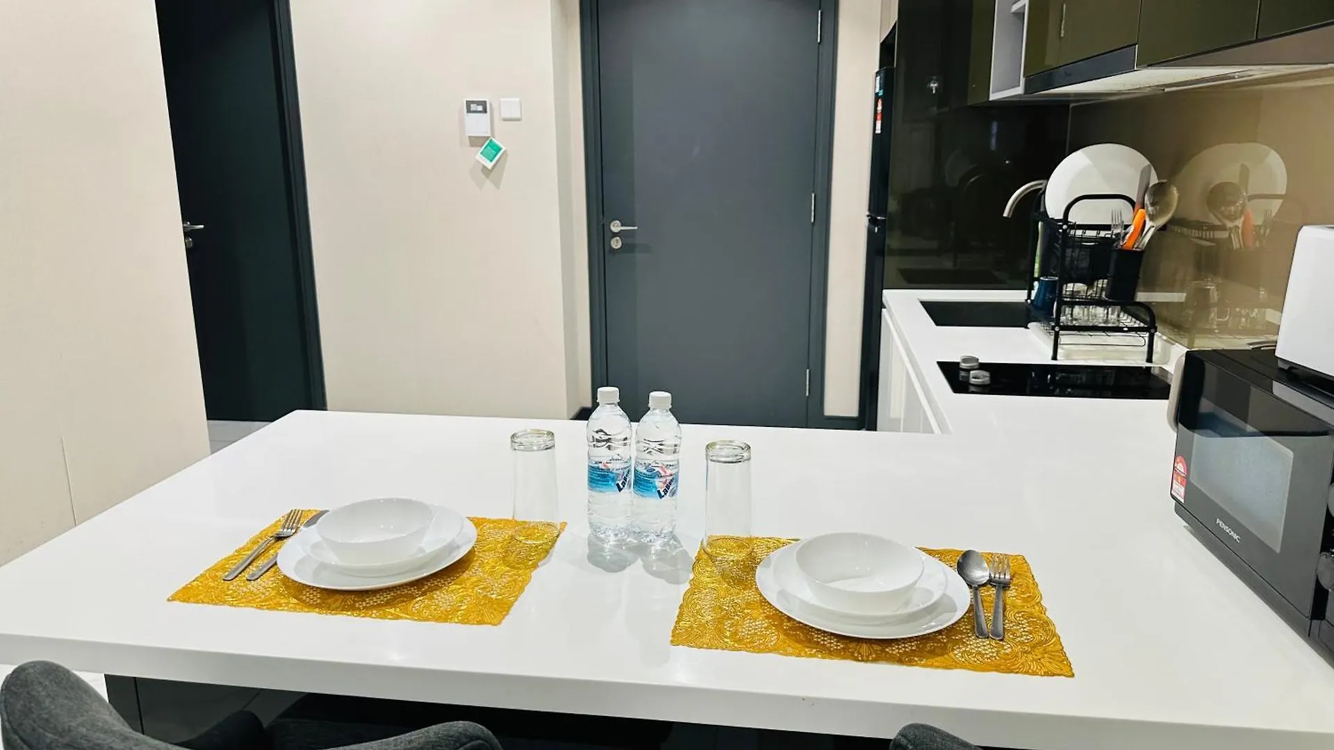 8 Kia Peng Suites By Bhs Kuala Lumpur