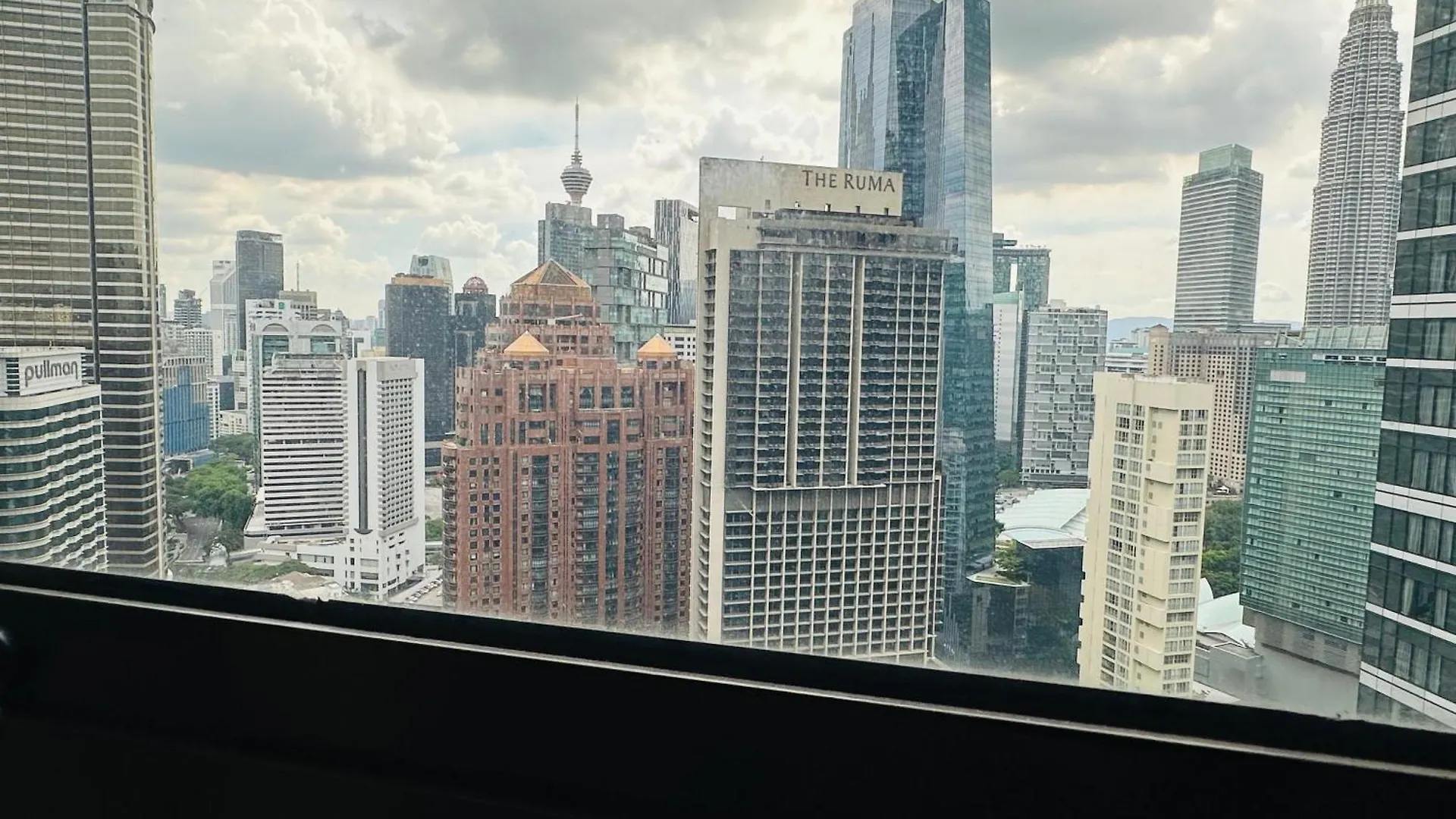8 Kia Peng Suites By Bhs Kuala Lumpur Appartement