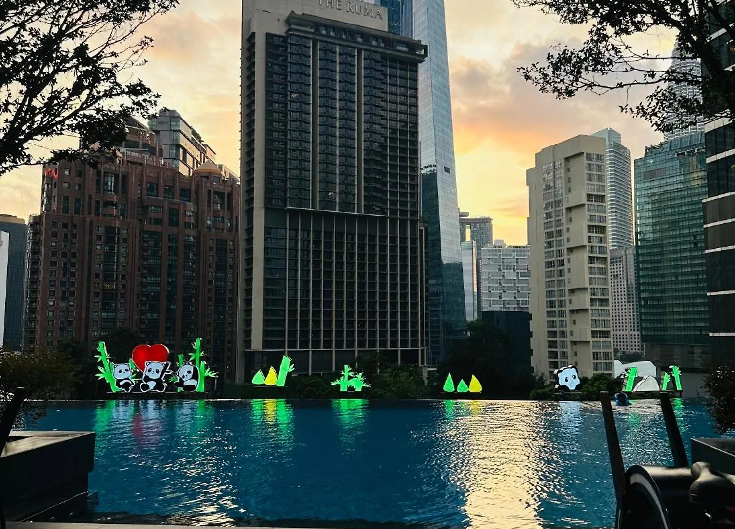 8 Kia Peng Suites By Bhs Kuala Lumpur